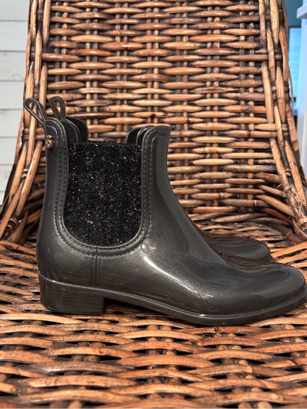 Lemon Jelly Gray  Glitter-Panel Chelsea Rain Booties in size 10 US/ 41